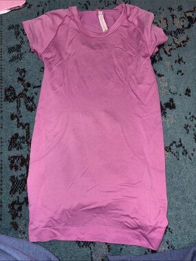 Women’s lululemon swiftly tech t shirt